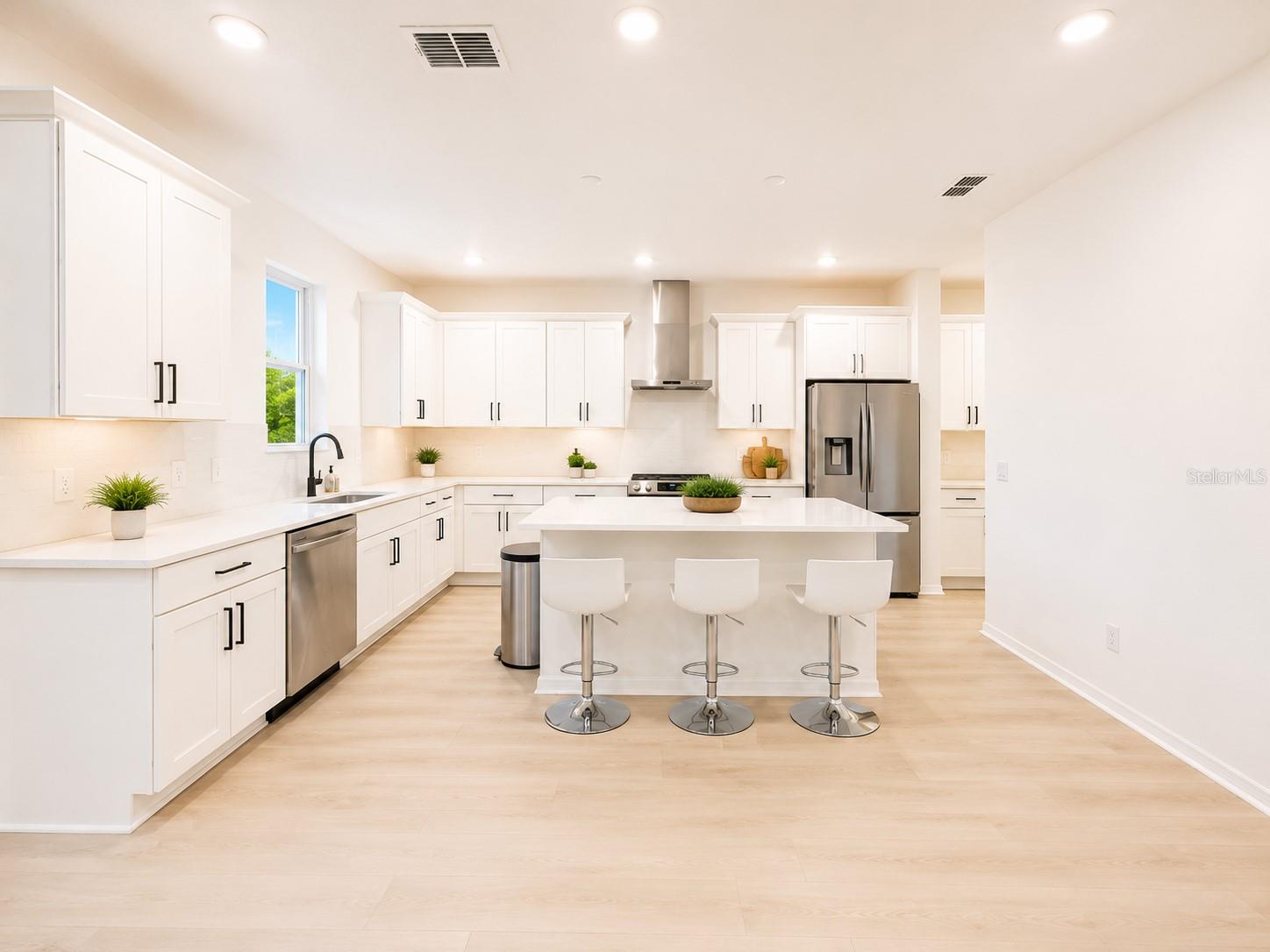 VILLAGES/MINNEOLA HILLS PH 2A - Residential Lease
