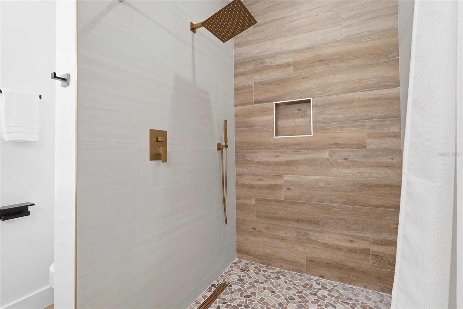 PHILLIPPI HI - Residential