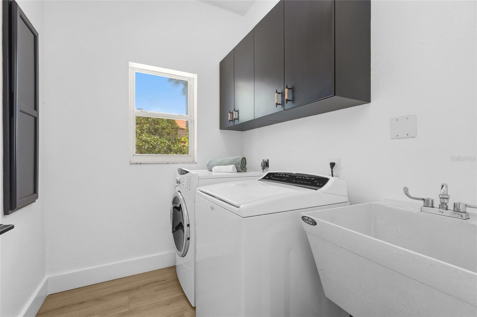 PHILLIPPI HI - Residential