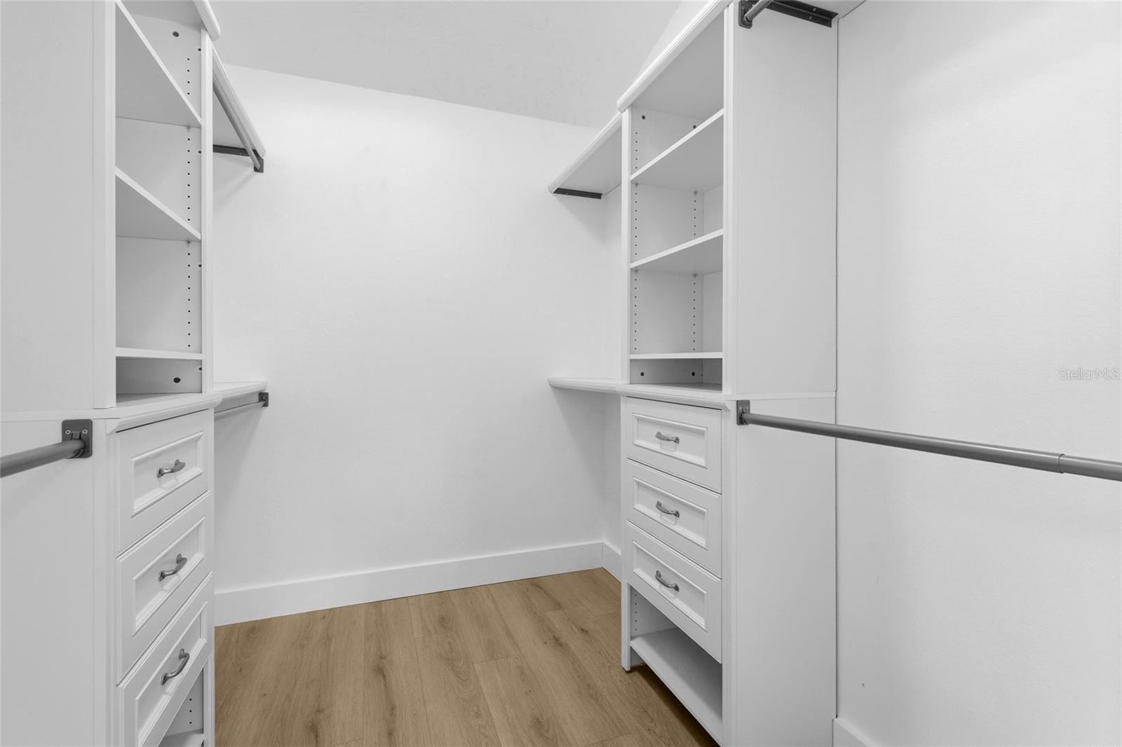 PHILLIPPI HI - Residential