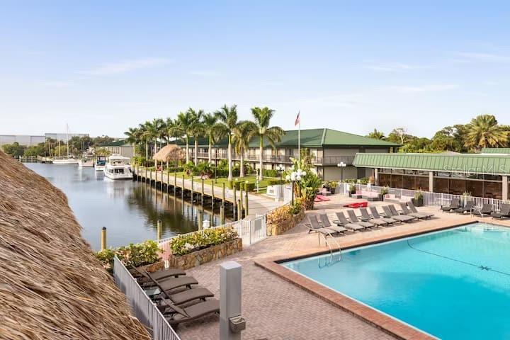 SARASOTA CAY CLUB CONDO - Residential