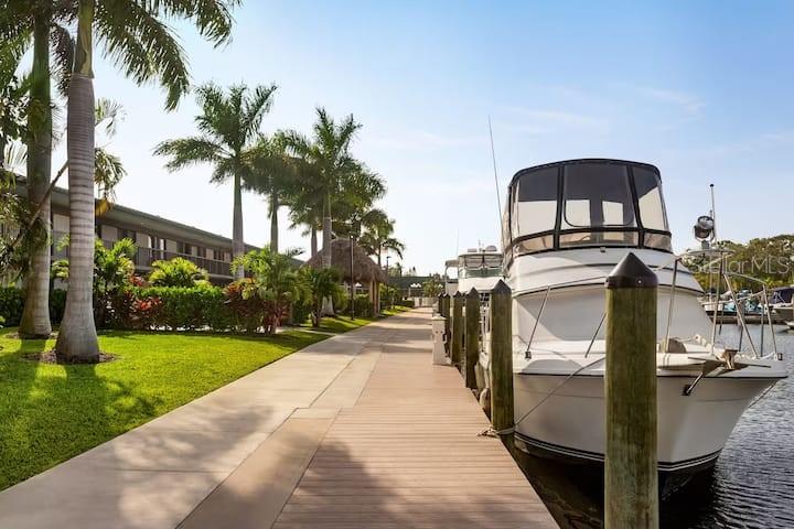 SARASOTA CAY CLUB CONDO - Residential
