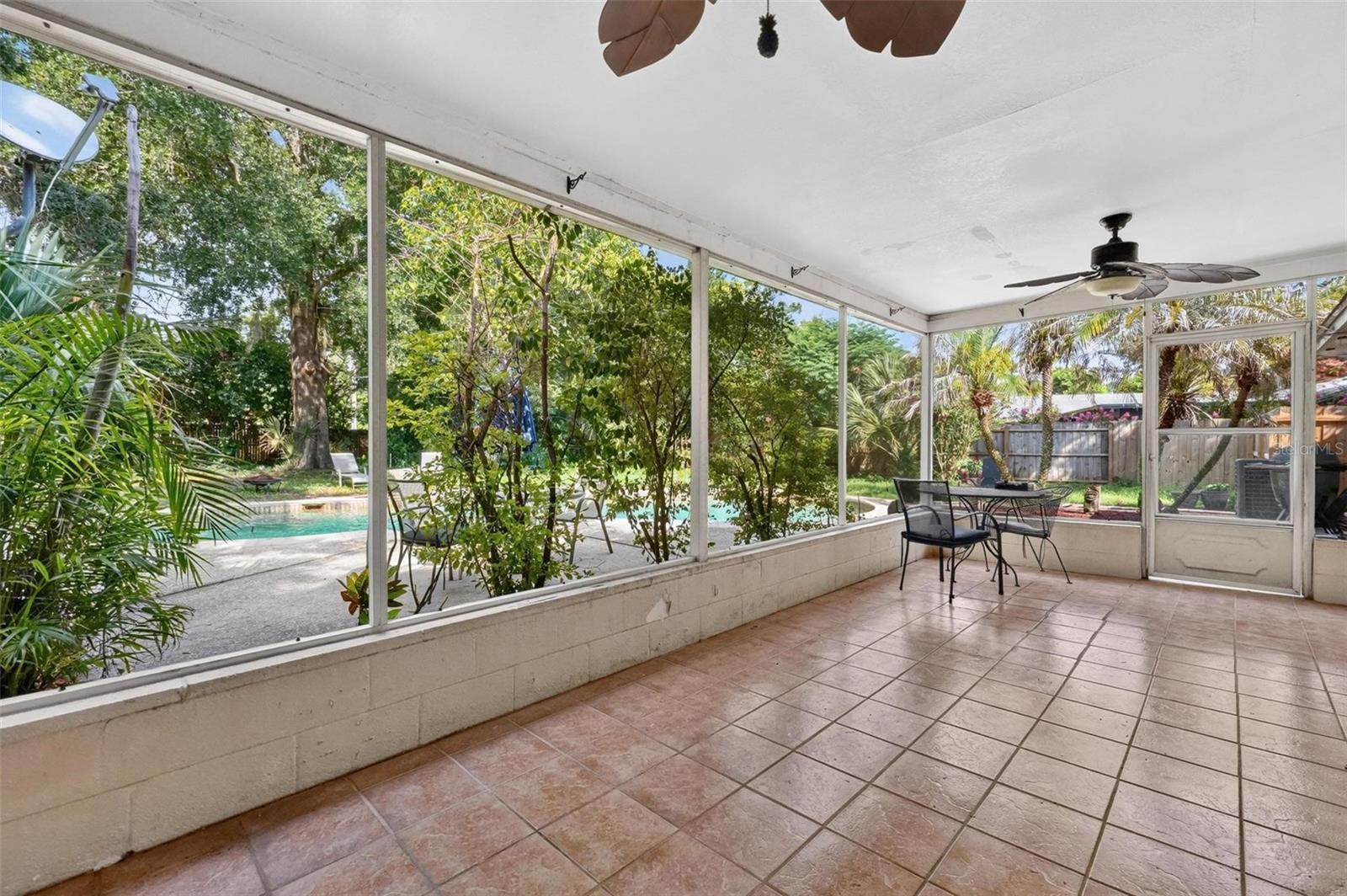 SWEETWATER OAKS SEC 04 - Residential