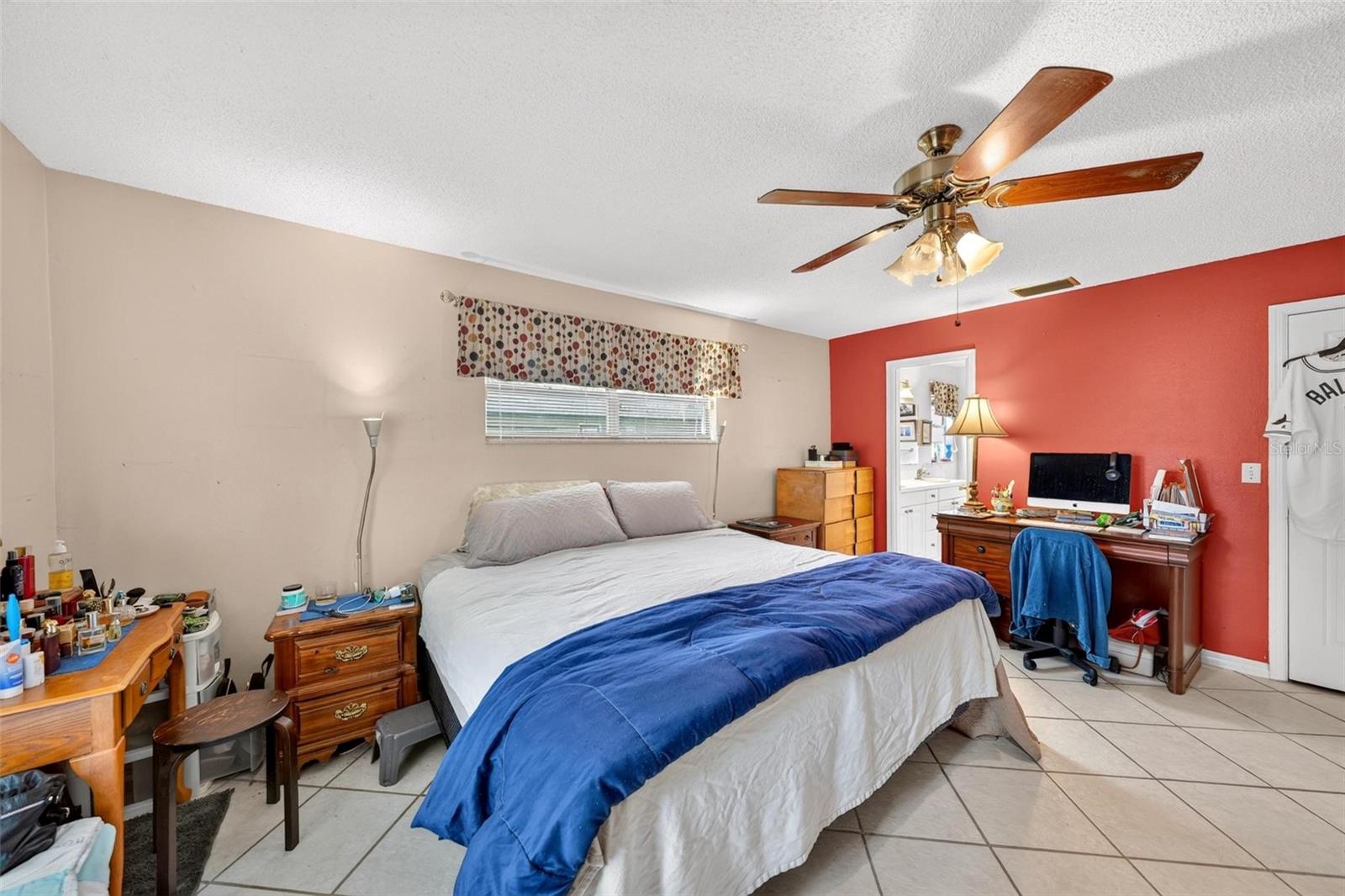 SWEETWATER OAKS SEC 04 - Residential