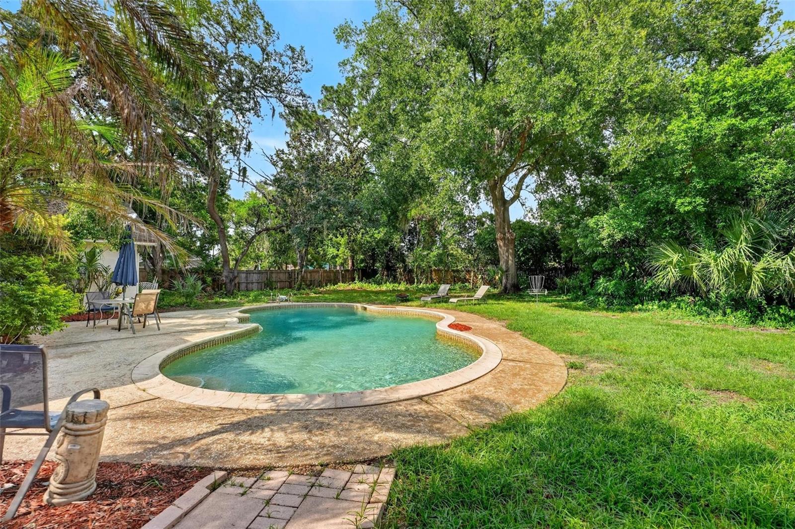 SWEETWATER OAKS SEC 04 - Residential