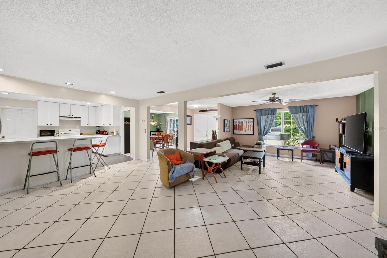 SWEETWATER OAKS SEC 04 - Residential