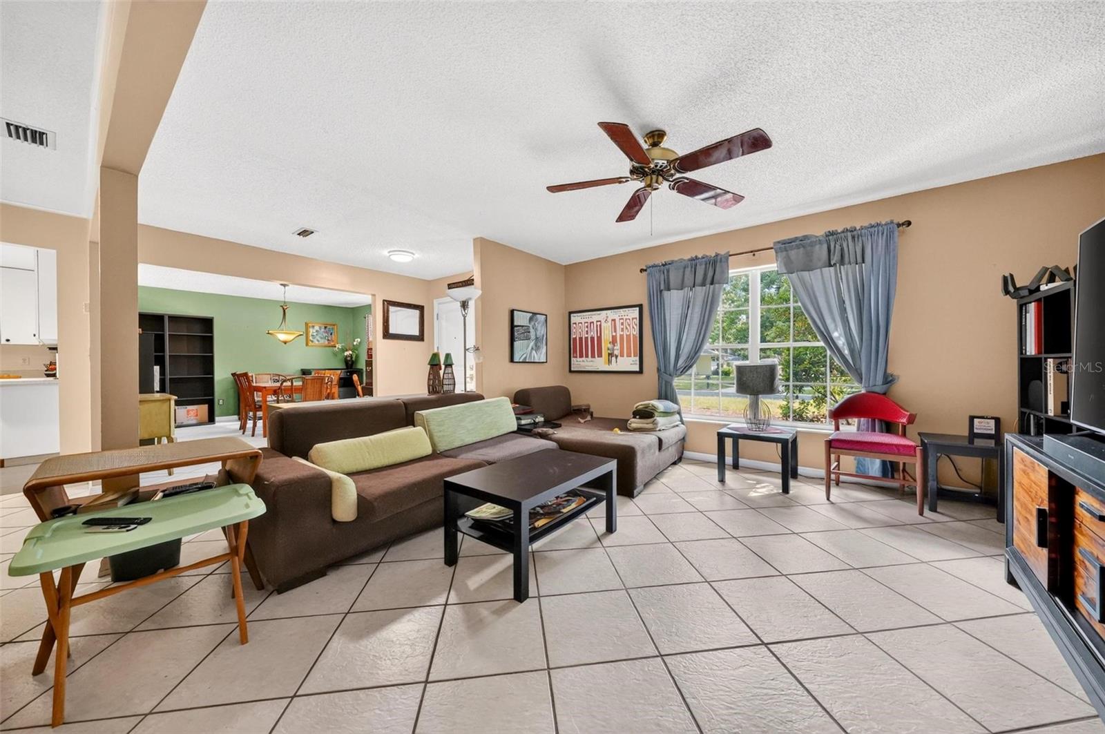 SWEETWATER OAKS SEC 04 - Residential