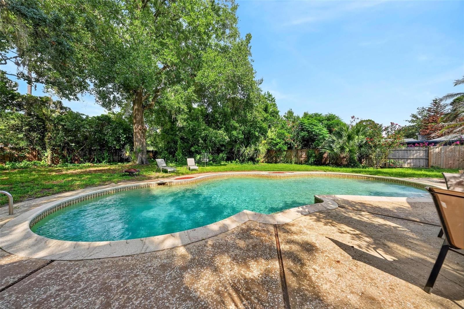 SWEETWATER OAKS SEC 04 - Residential