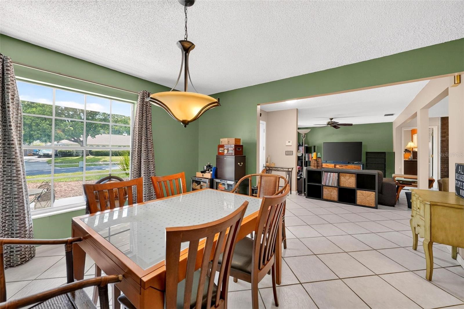 SWEETWATER OAKS SEC 04 - Residential