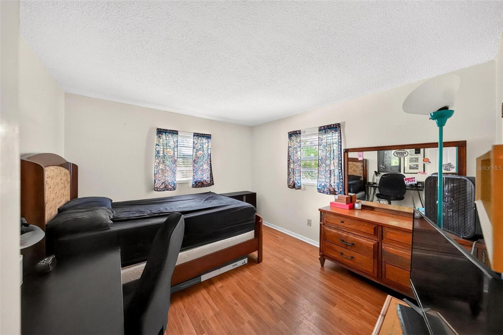 SWEETWATER OAKS SEC 04 - Residential