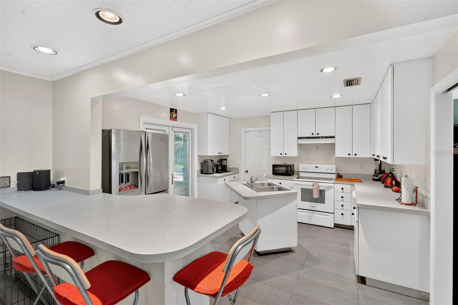 SWEETWATER OAKS SEC 04 - Residential