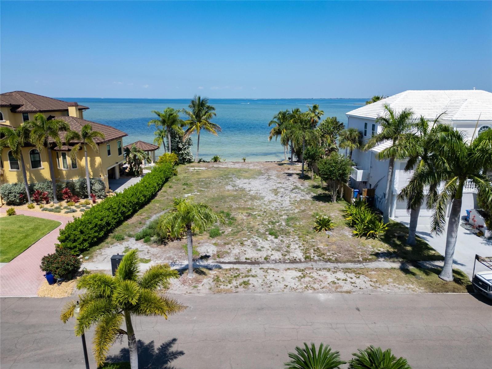 SYMPHONY ISLES UNIT FIVE - Residential