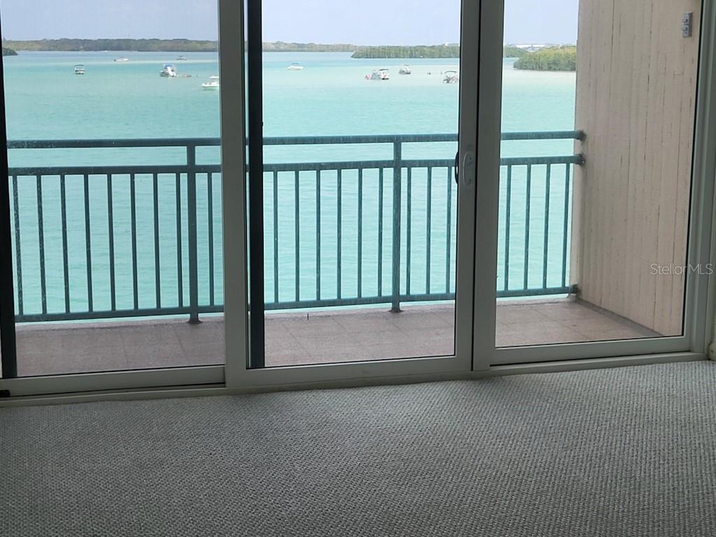 KEY CAPRI CONDO - Residential