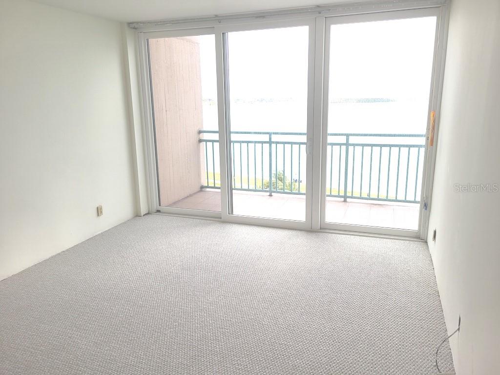 KEY CAPRI CONDO - Residential