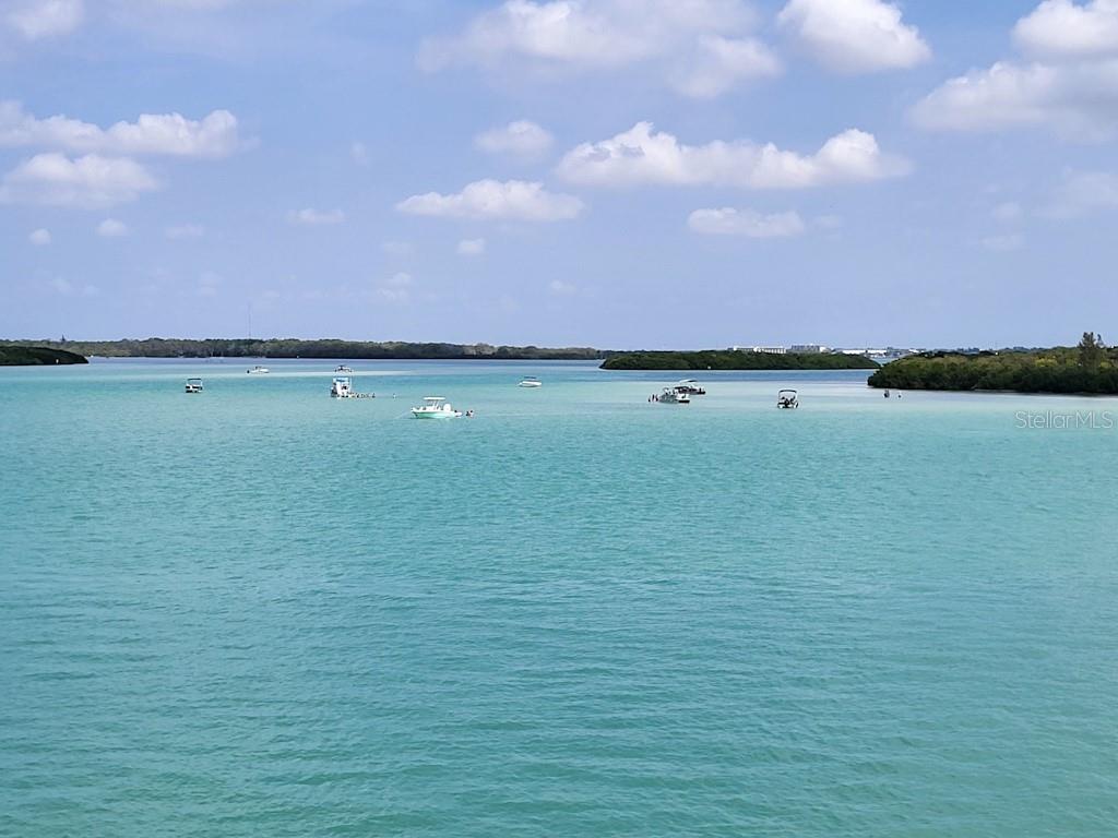 KEY CAPRI CONDO - Residential