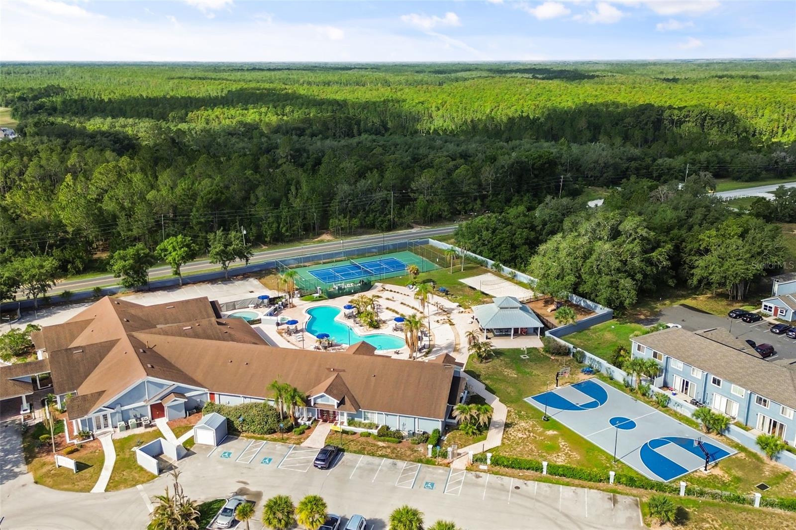 ISLAND CLUB WEST PH 01 - Residential
