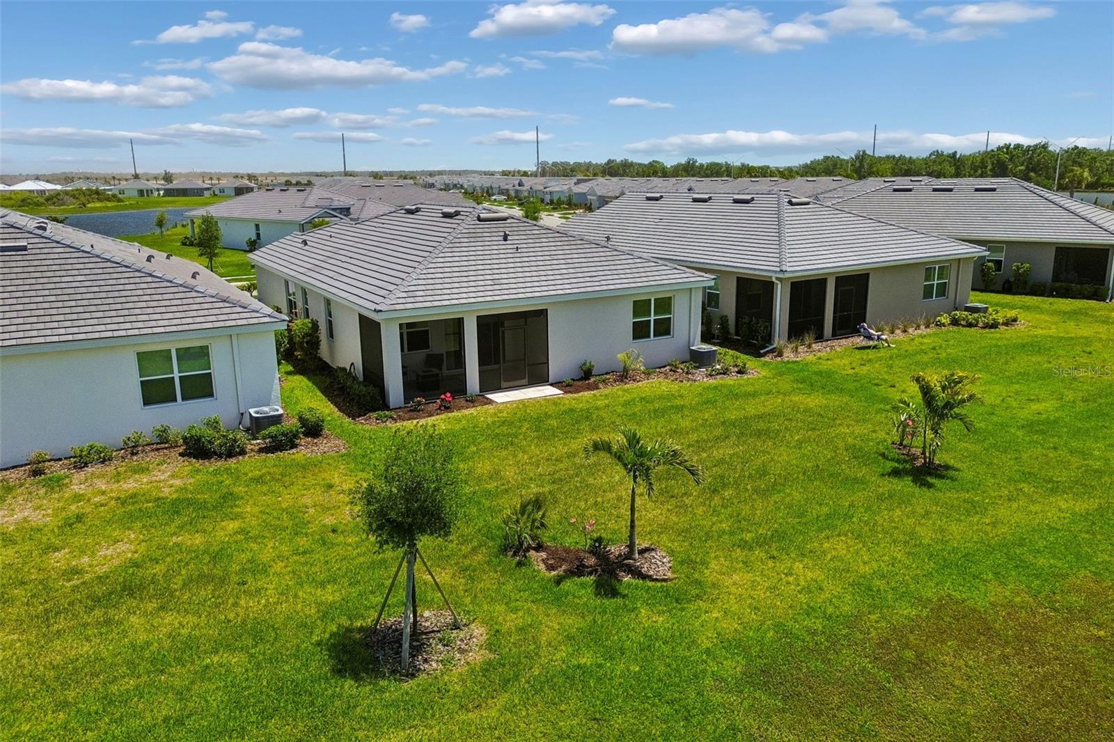 STAR FARMS AT LAKEWOOD RANCH - Residential