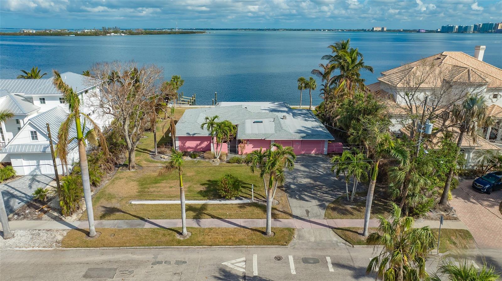 SAINT ARMANDS DIV JOHN RINGLING ESTATES - Residential