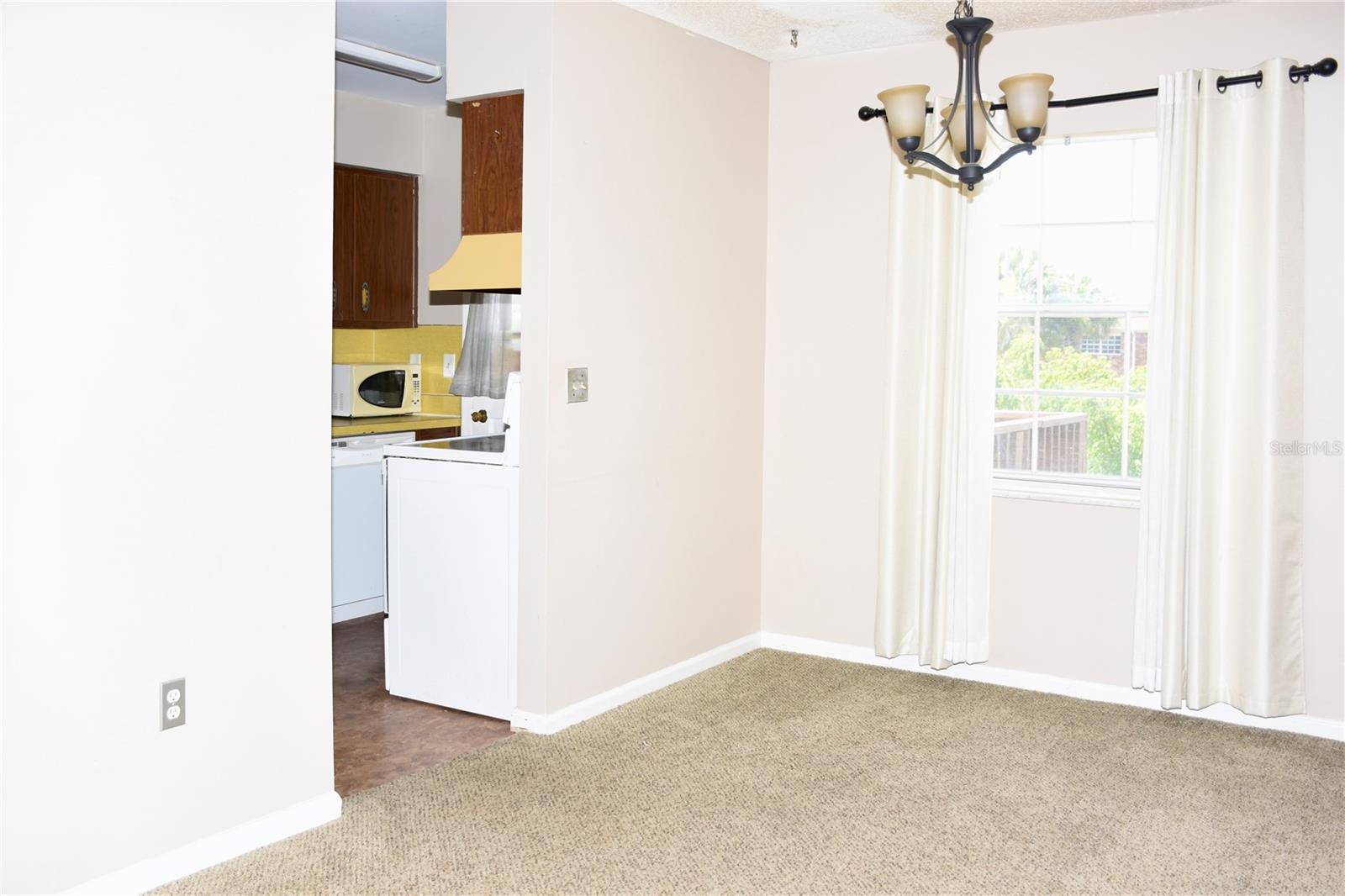 LAKE BENTLEY SHORES CONDO PH 01 - Residential