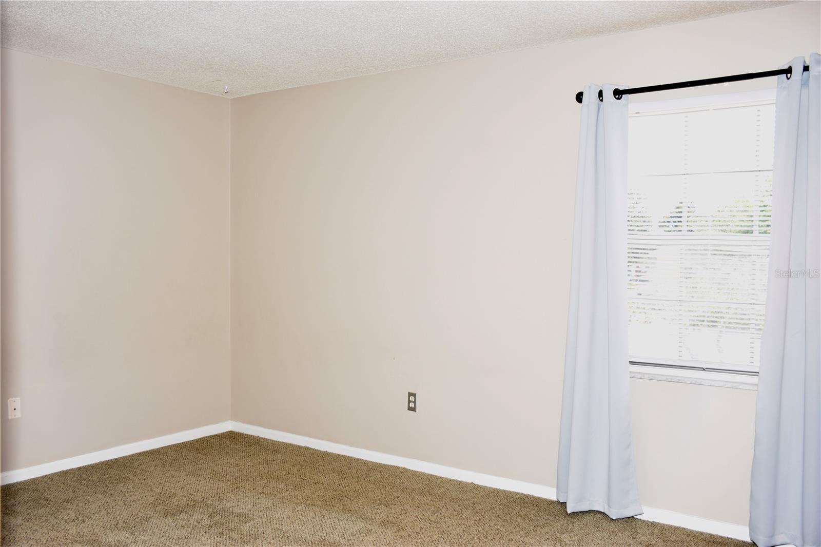 LAKE BENTLEY SHORES CONDO PH 01 - Residential