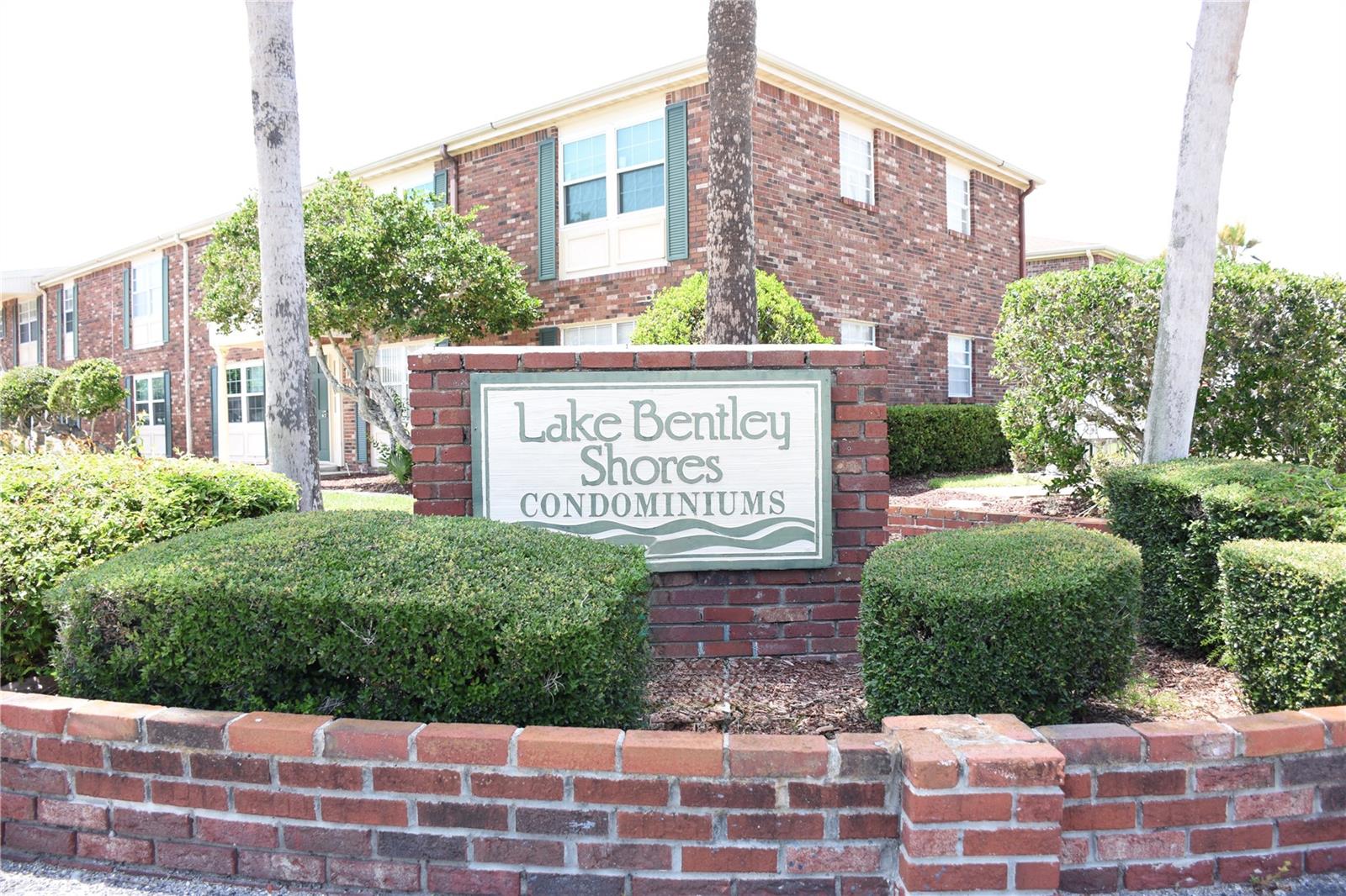 LAKE BENTLEY SHORES CONDO PH 01 - Residential