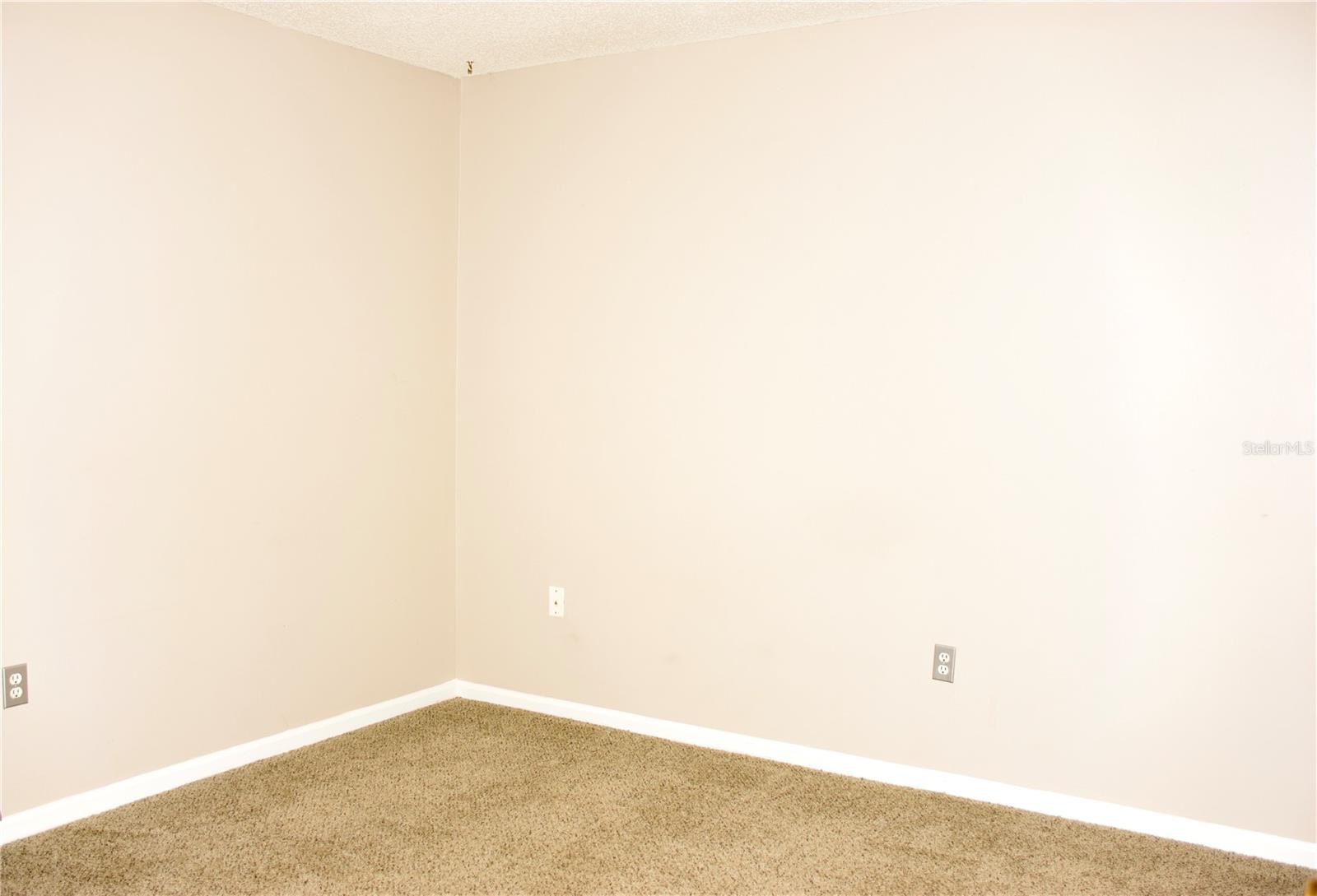 LAKE BENTLEY SHORES CONDO PH 01 - Residential