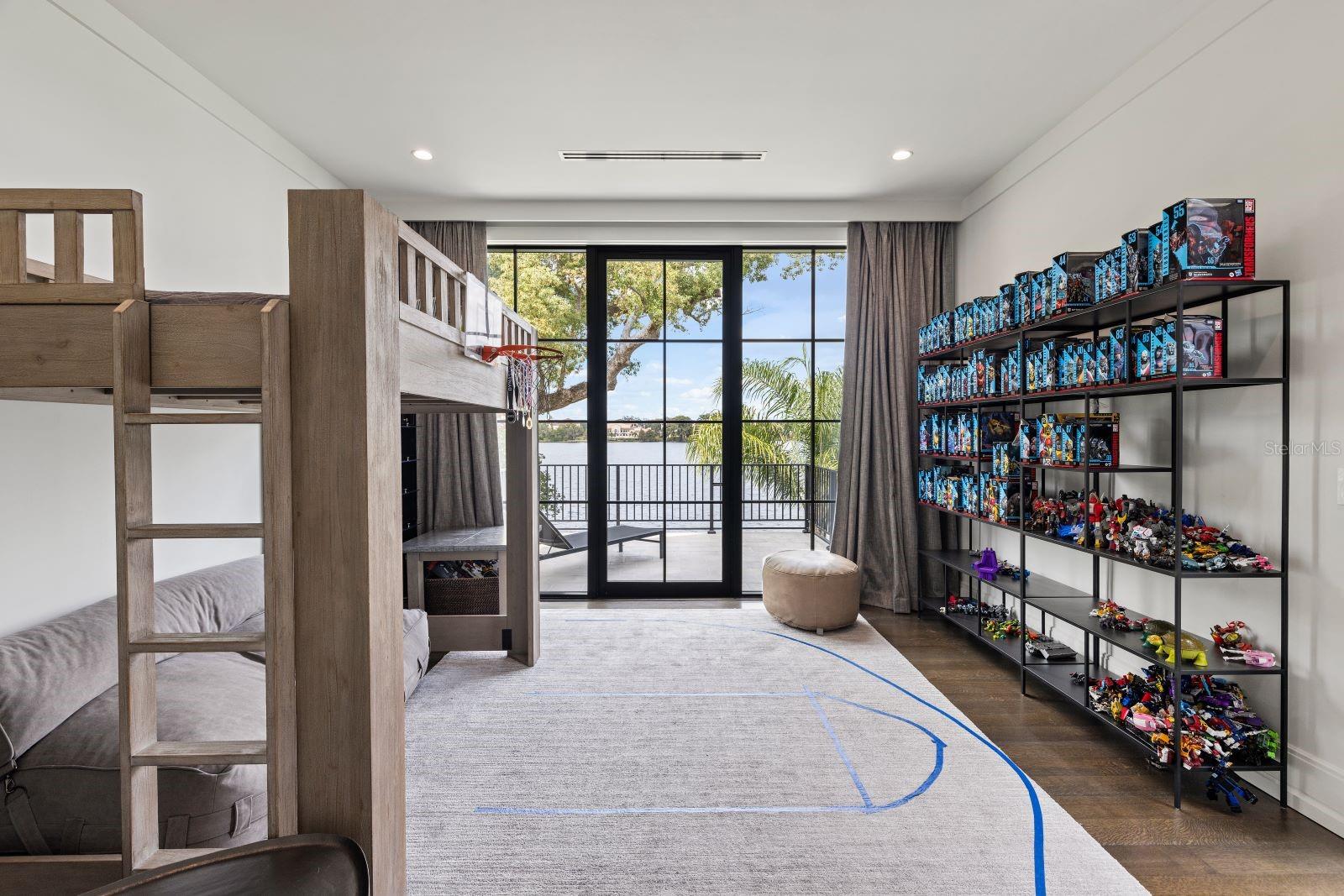 ELLNO WILLO - Residential