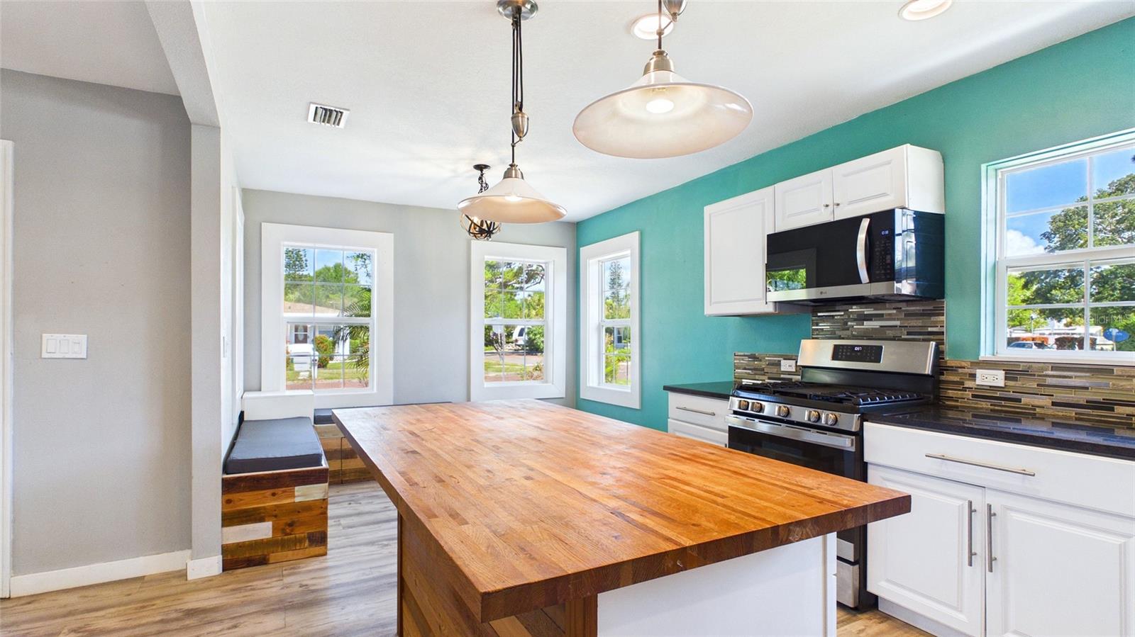 PASADENA GARDENS GULFVIEW SEC - Residential