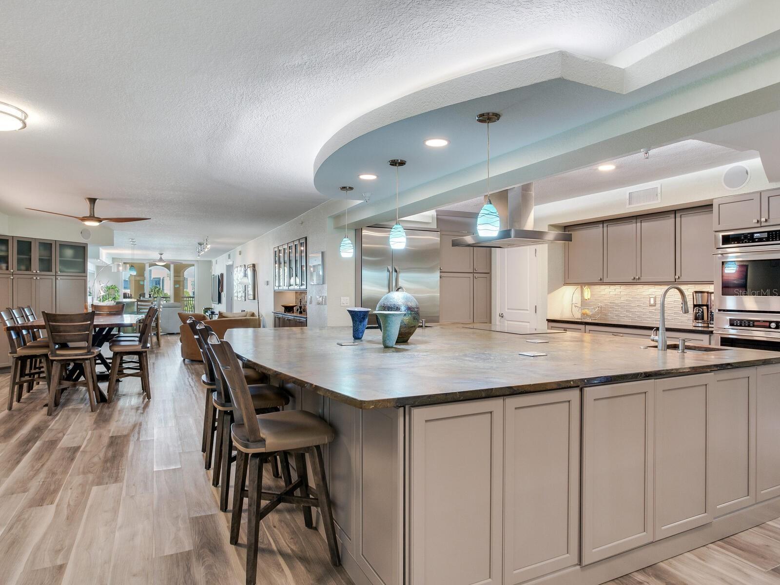 BELLA GRANDE CONDO - Residential