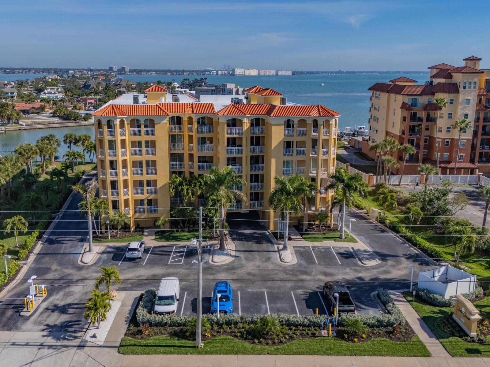 BELLA GRANDE CONDO - Residential
