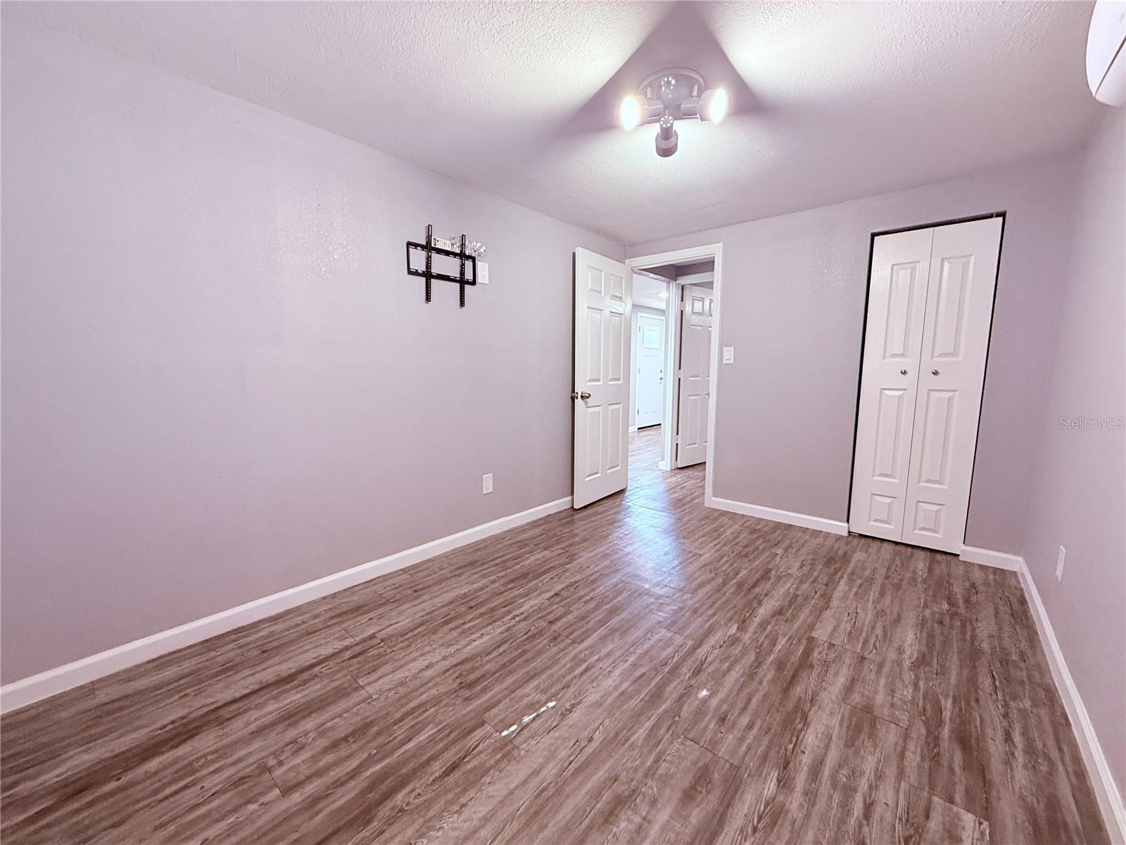 WEST PARK ESTATES UNIT 3 RE - Residential Lease