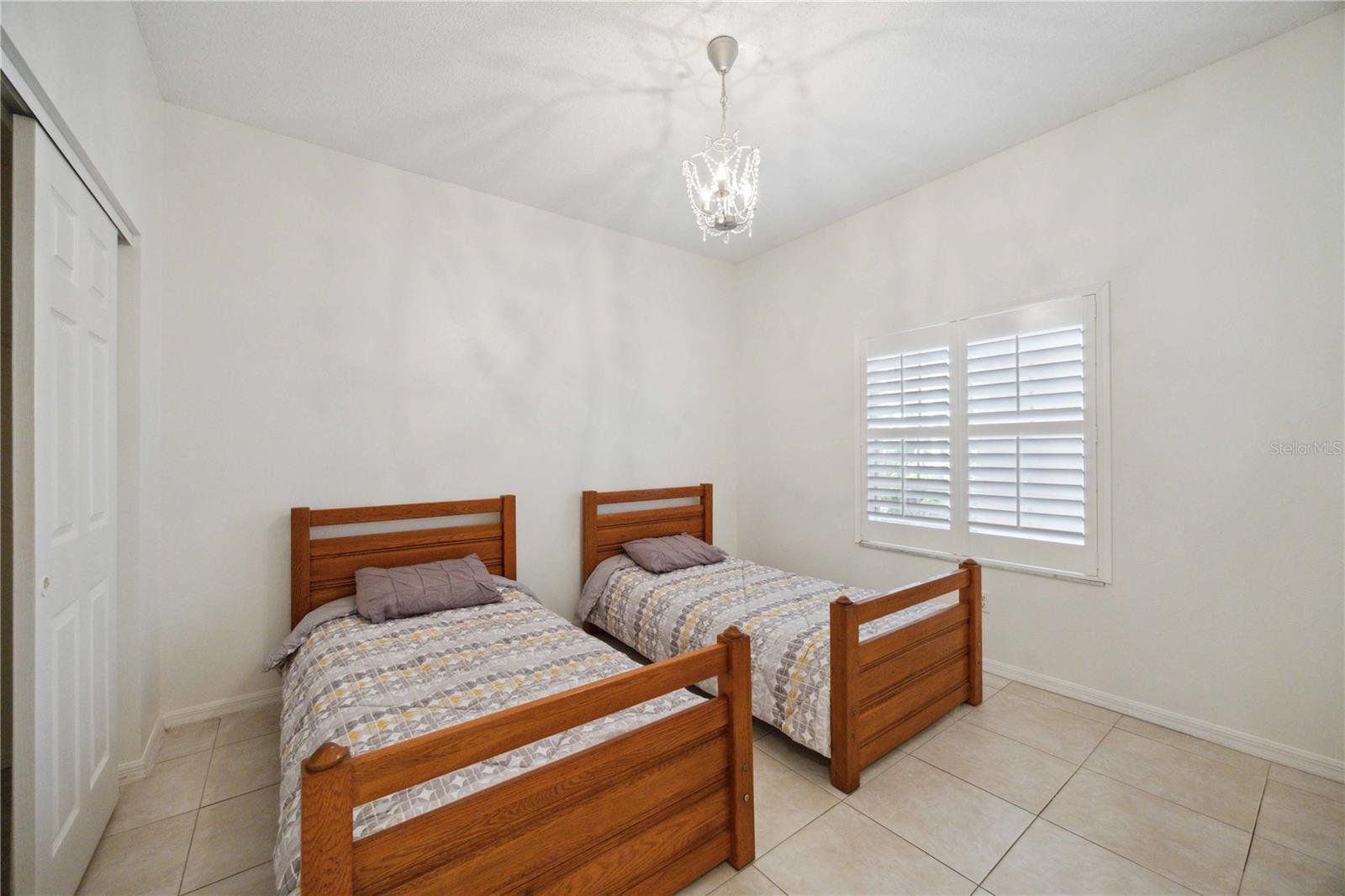 PLAZA DE FLORES - Residential