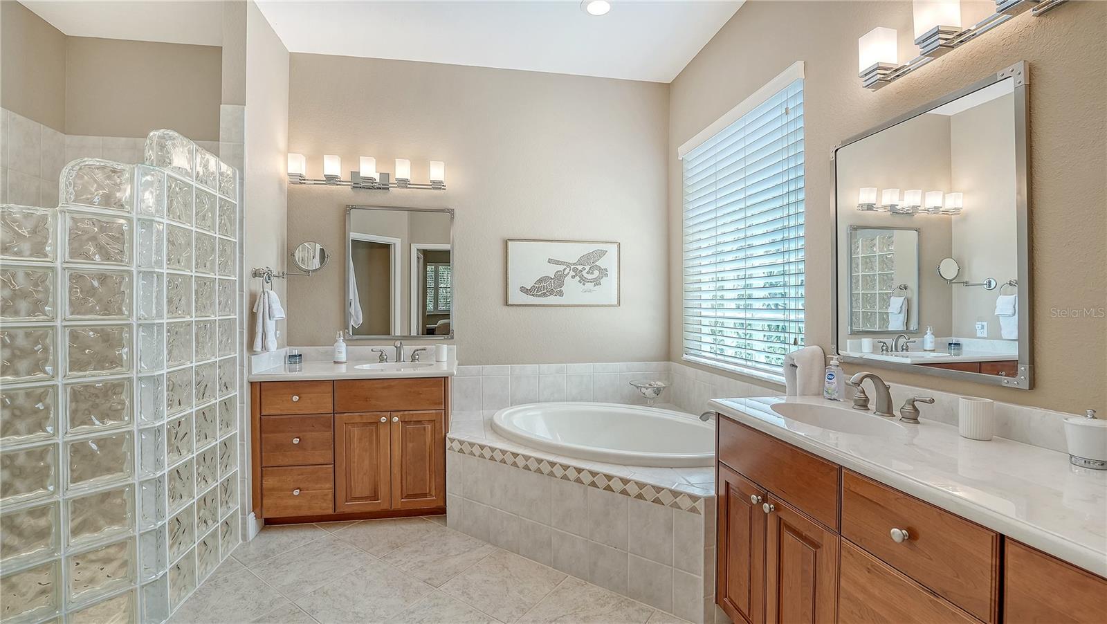 SILVER OAK - Residential