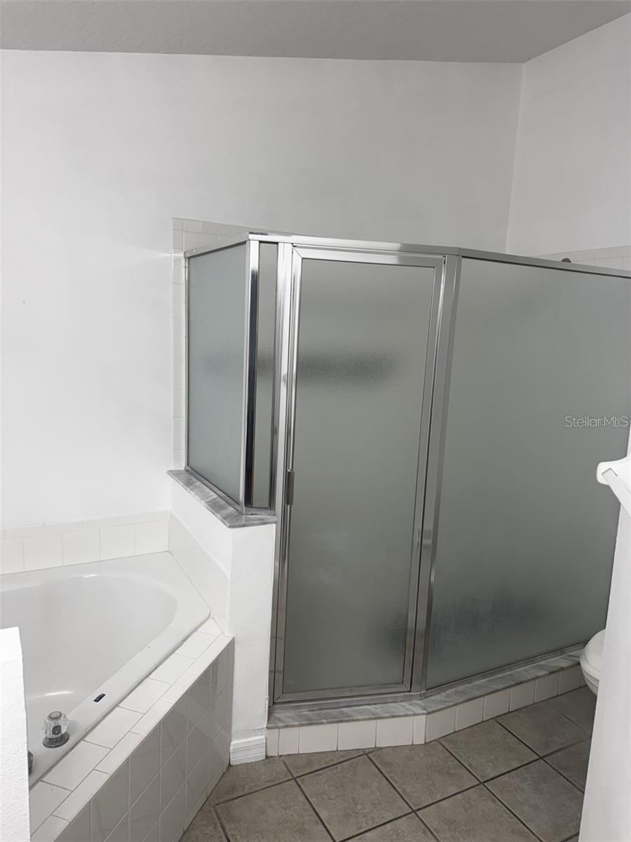 CLEAR CREEK PH ONE SUB - Residential Lease