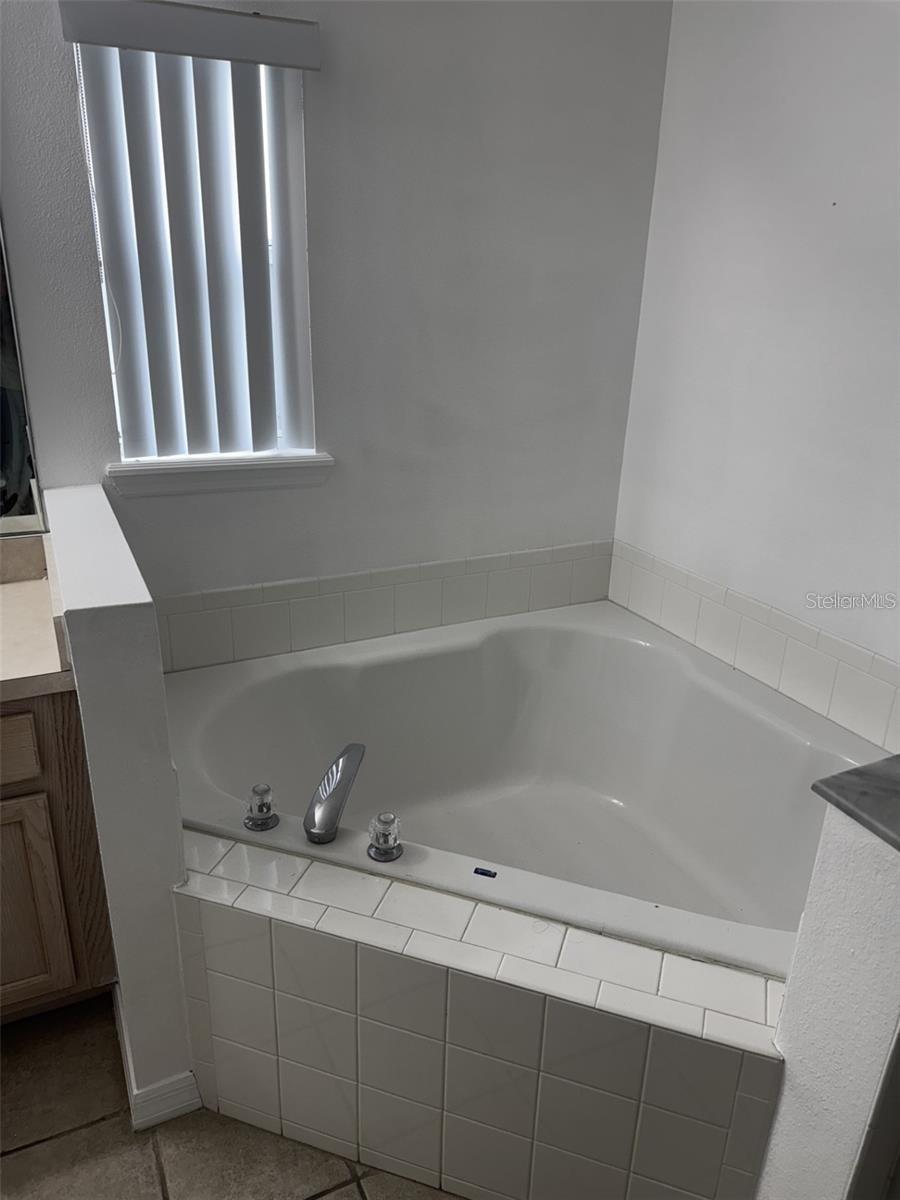 CLEAR CREEK PH ONE SUB - Residential Lease