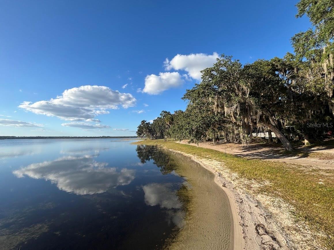 SALT SPRINGS RESORT - Residential