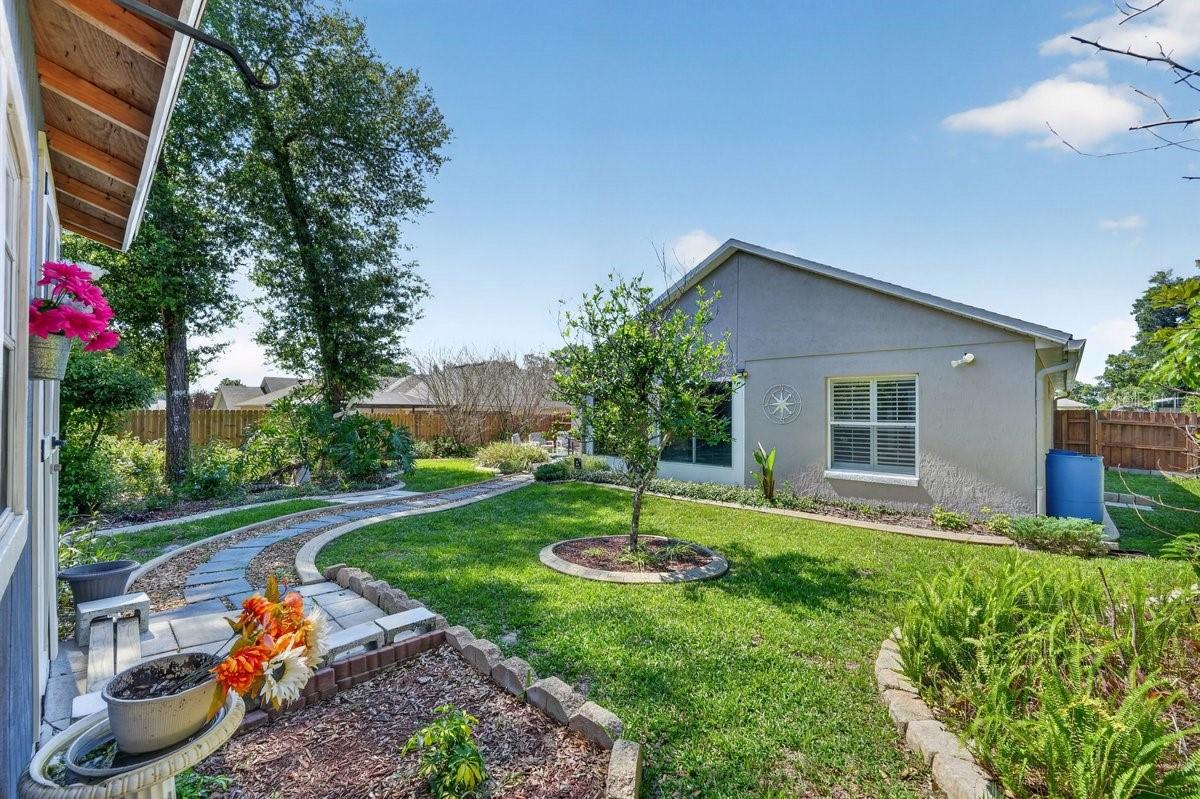 SUMMER WOODS - Residential