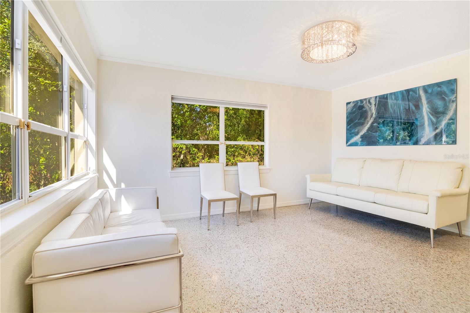 EAST COAST VILLA - Commercial Sale
