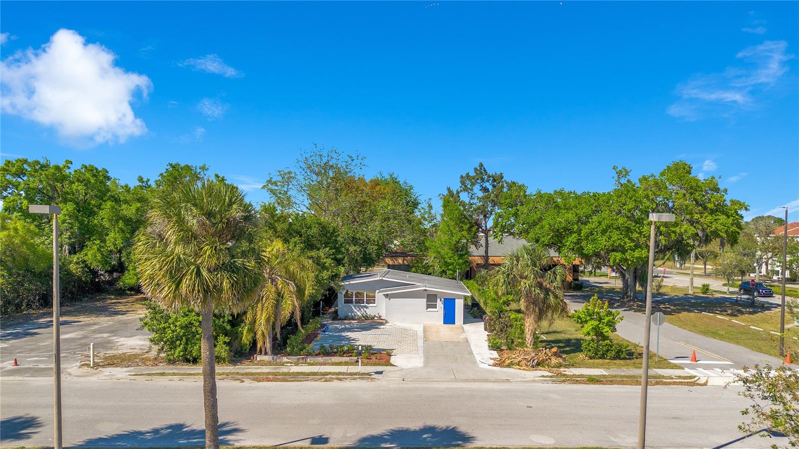 EAST COAST VILLA - Commercial Sale