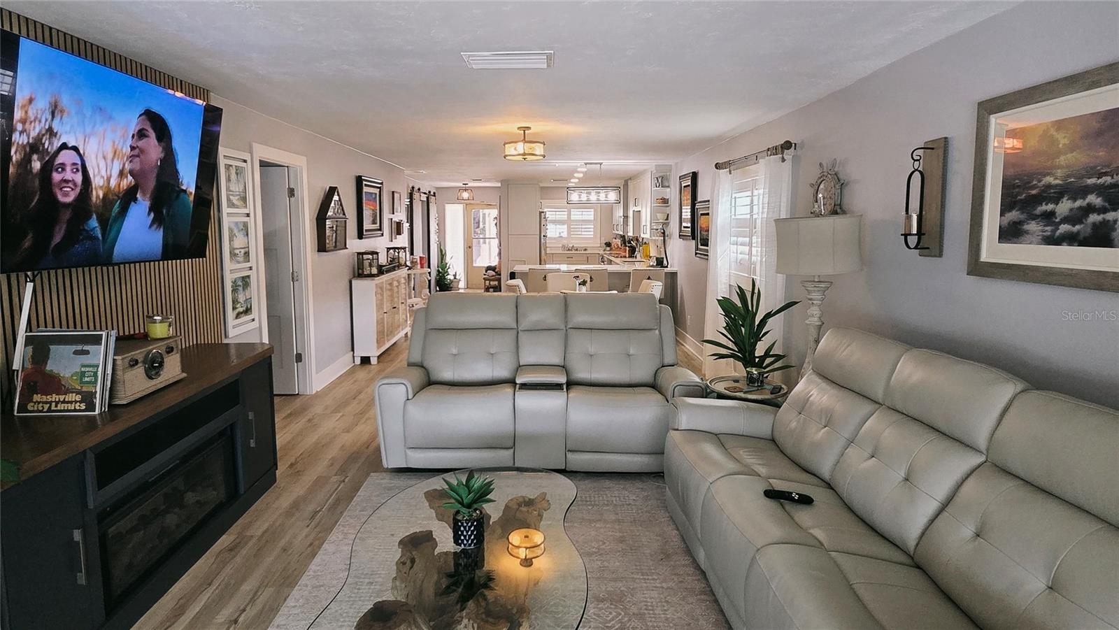 BOCA CIEGA POINT EAST - Residential Lease