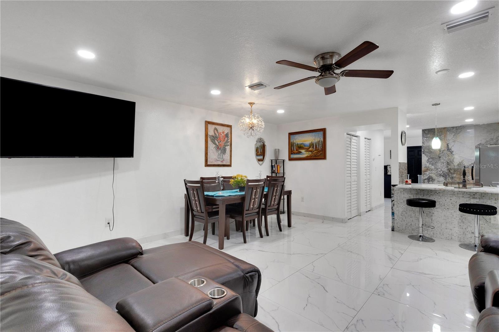 LENRAY HEIGHTS - Residential