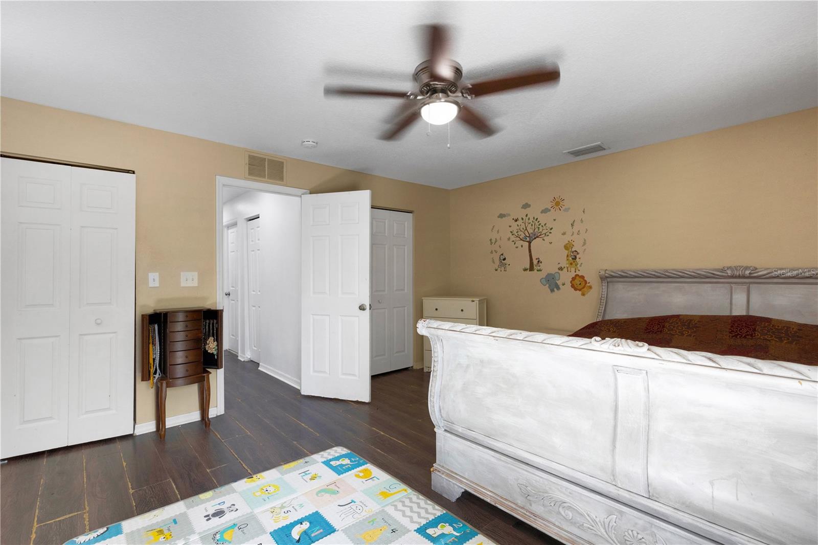 LENRAY HEIGHTS - Residential