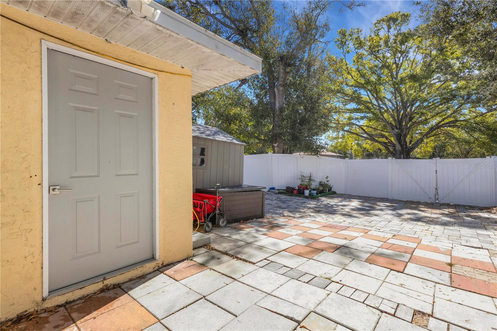 LENRAY HEIGHTS - Residential