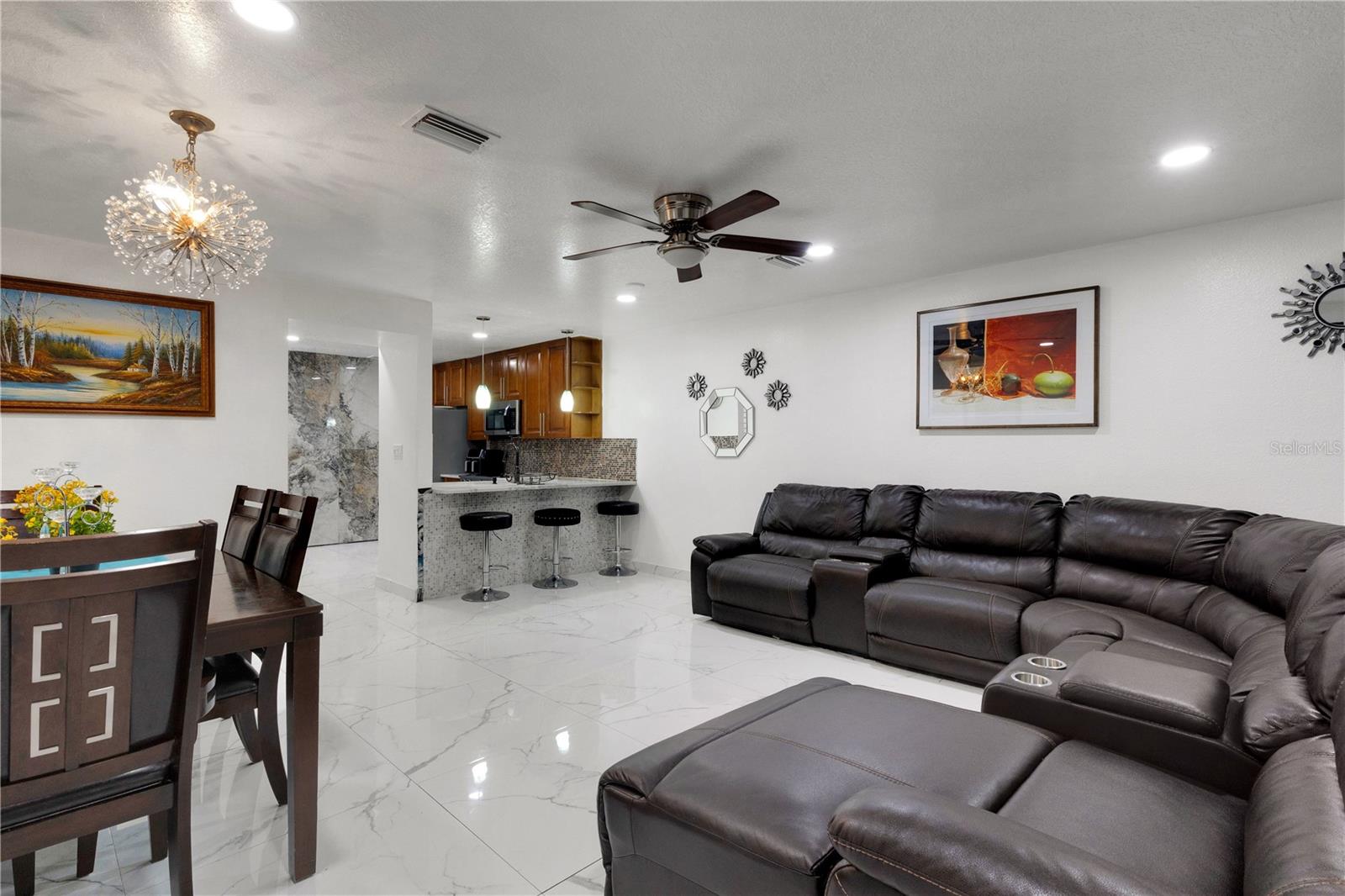 LENRAY HEIGHTS - Residential
