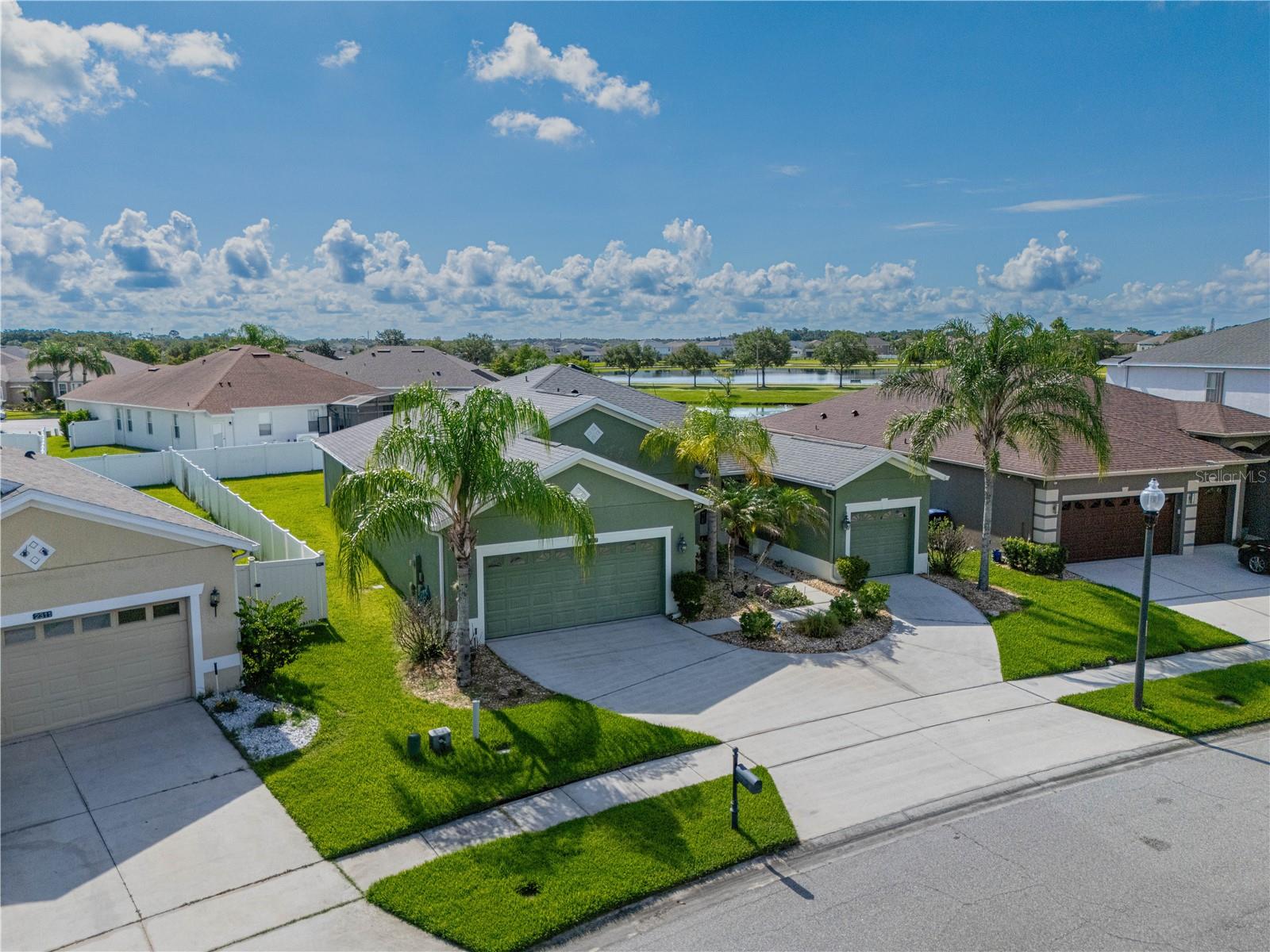 WYNDHAM LAKES ESTATES - Residential
