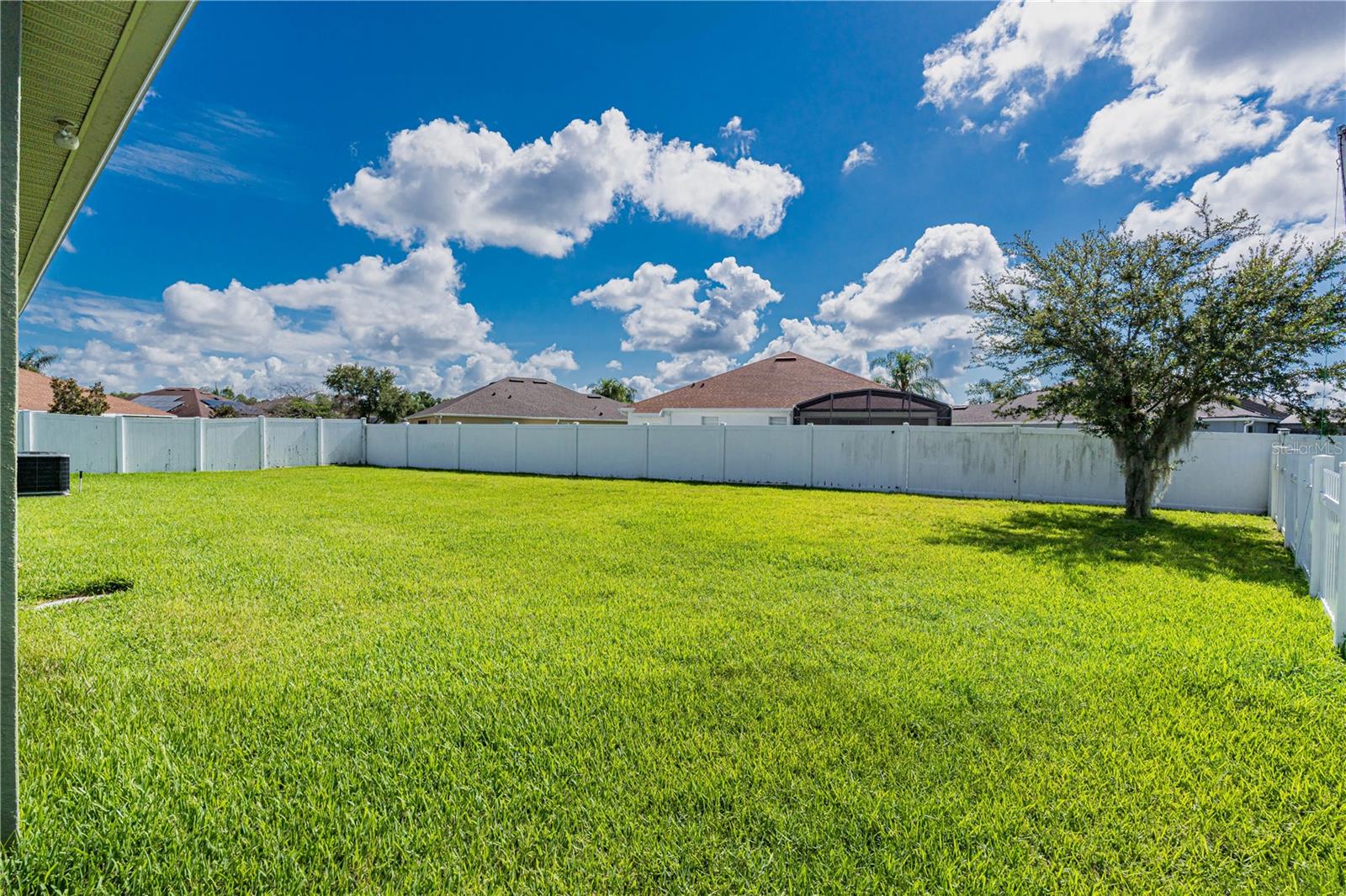 WYNDHAM LAKES ESTATES - Residential