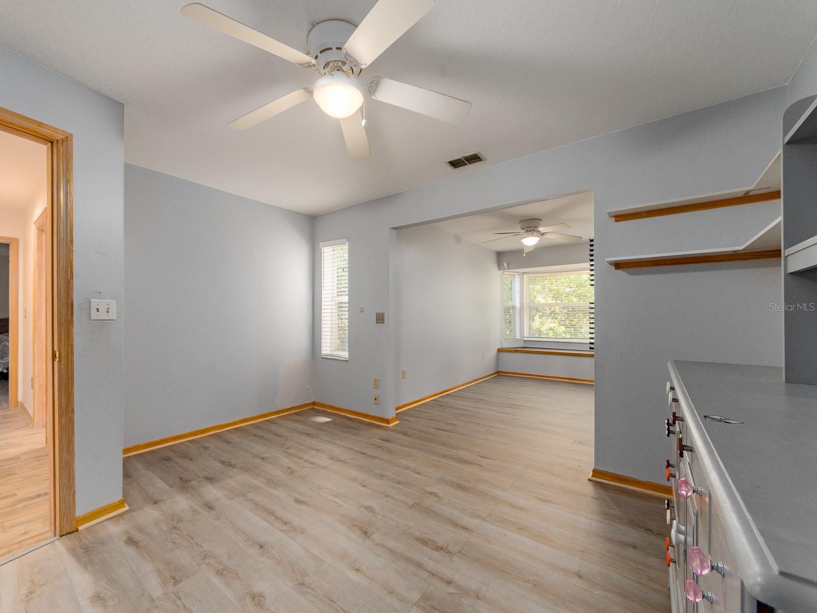 COUNTRY WOODS - Residential