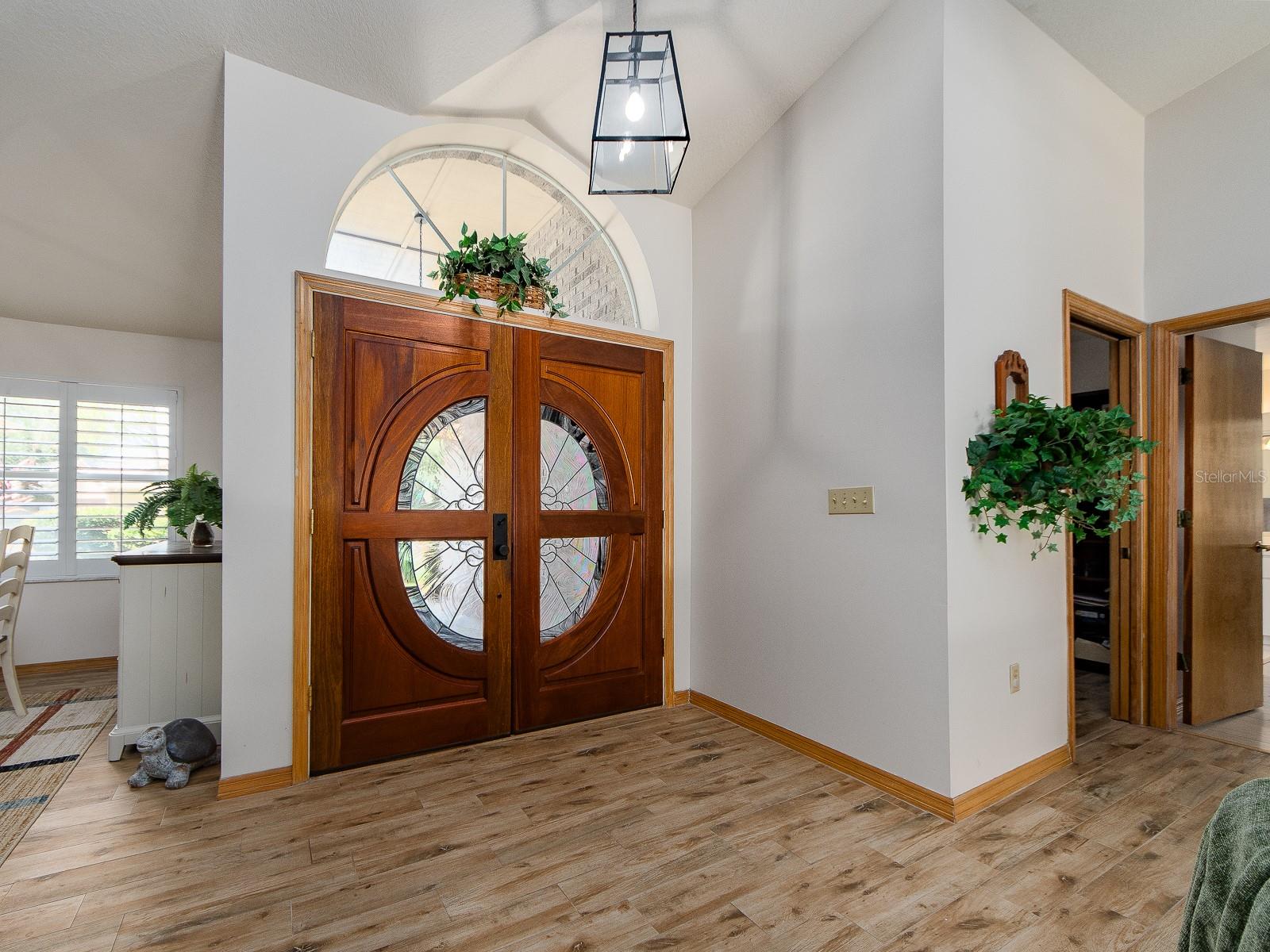 COUNTRY WOODS - Residential