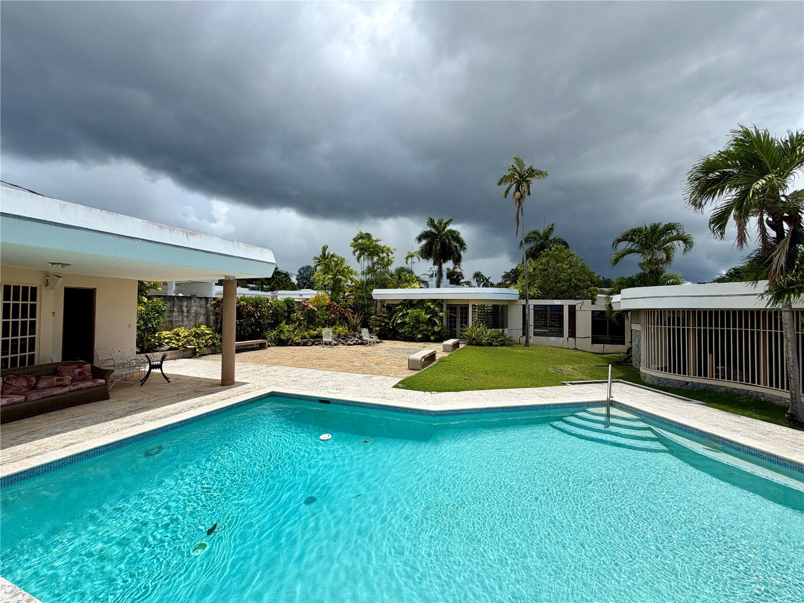 URB. SANTA MARIA - Residential