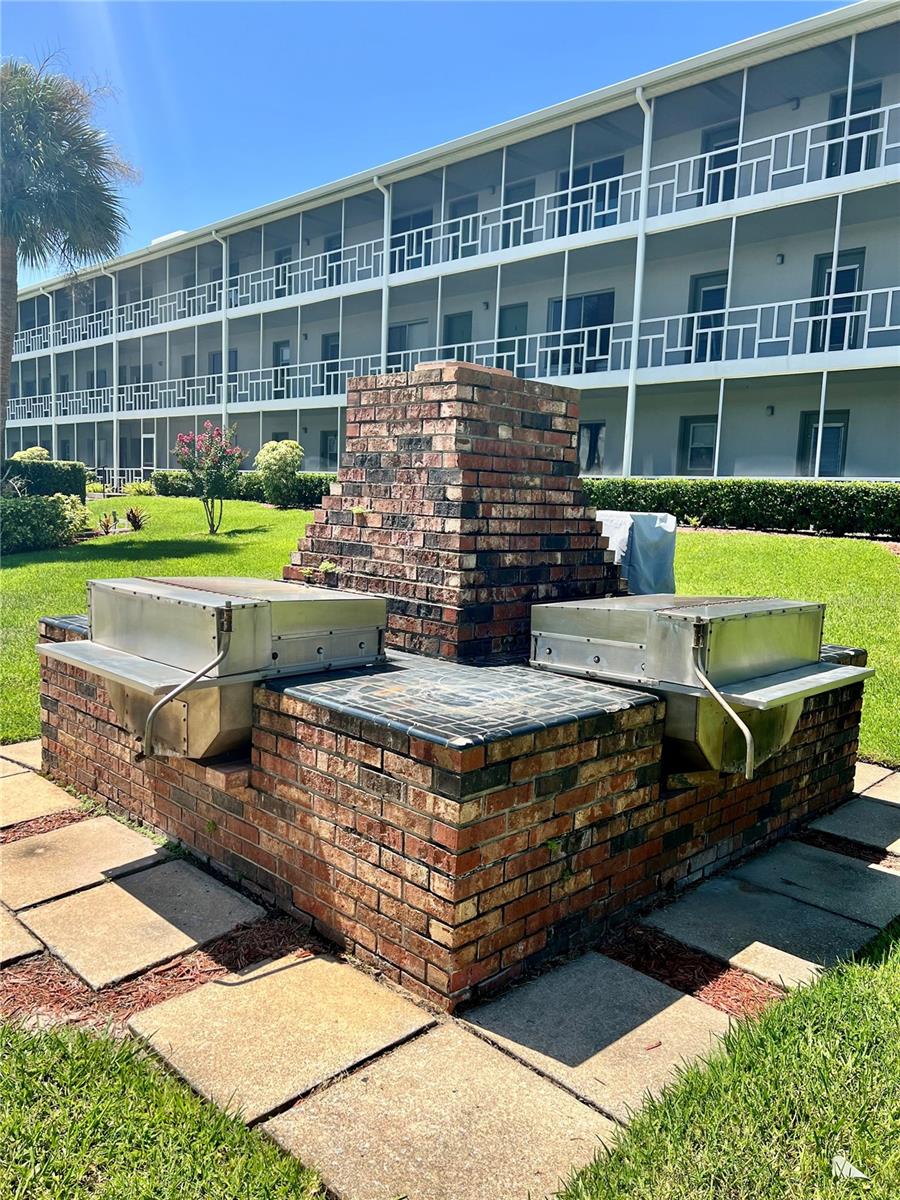 WINTER HAVEN HARBOUR APTS CONDO - Residential